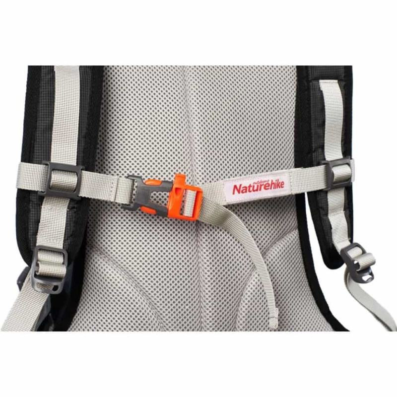 Велорюкзак с чехлом для шлема Naturehike 15 л sky blue NH15C001-B, голубой