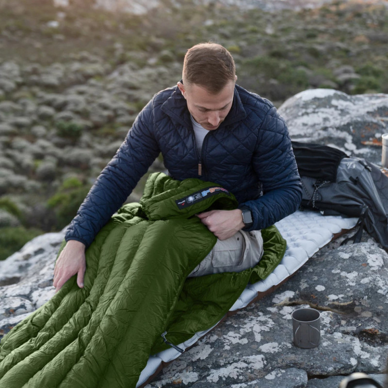 Спальный мешок с натуральным пухом Naturehike CWM400 CNK2300SD013, темно-синий