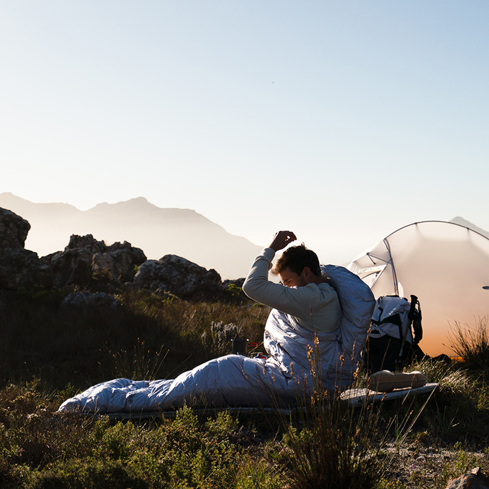 Спальник с натуральным пухом Naturehike CW400 NH18C400-D, размер L, желто-серый