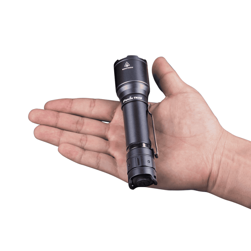 Фонарик ручной Fenix TK06