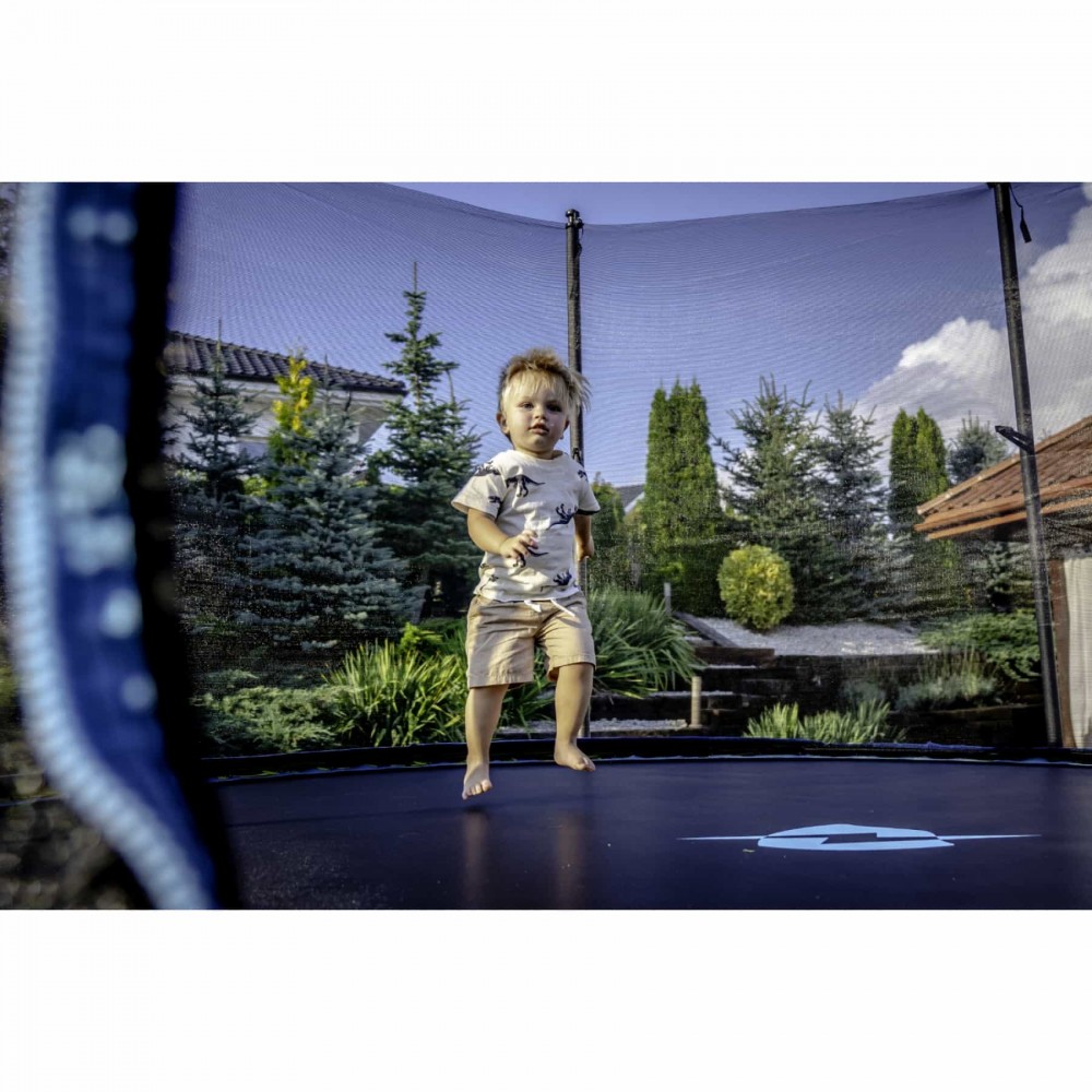 Батут Thunder Ultra 252 см Pink с внутренней сеткой и лестницей