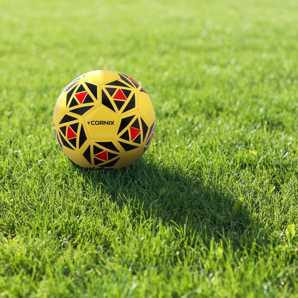 Мяч футбольный Cornix BlazeStrike XR-0375 Size 5