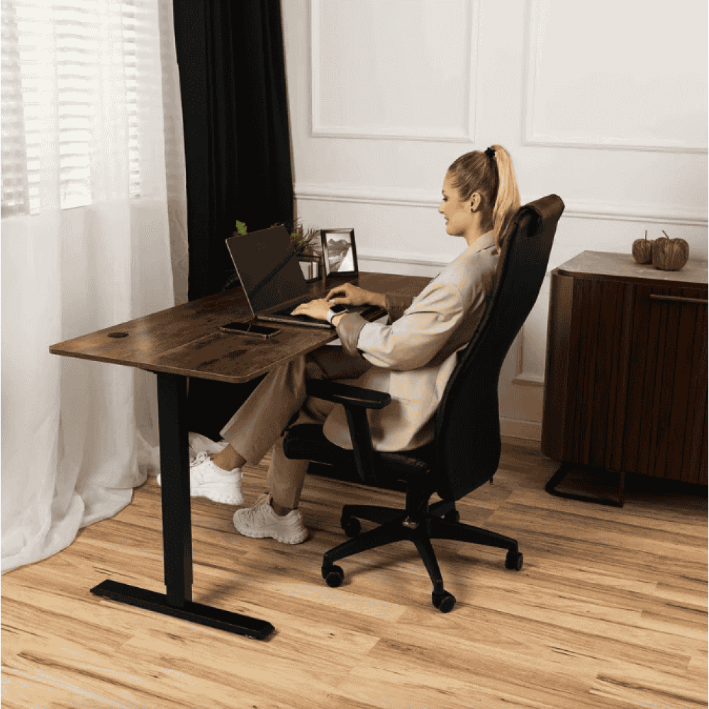 Офісне крісло Di Volio Adelo чорне