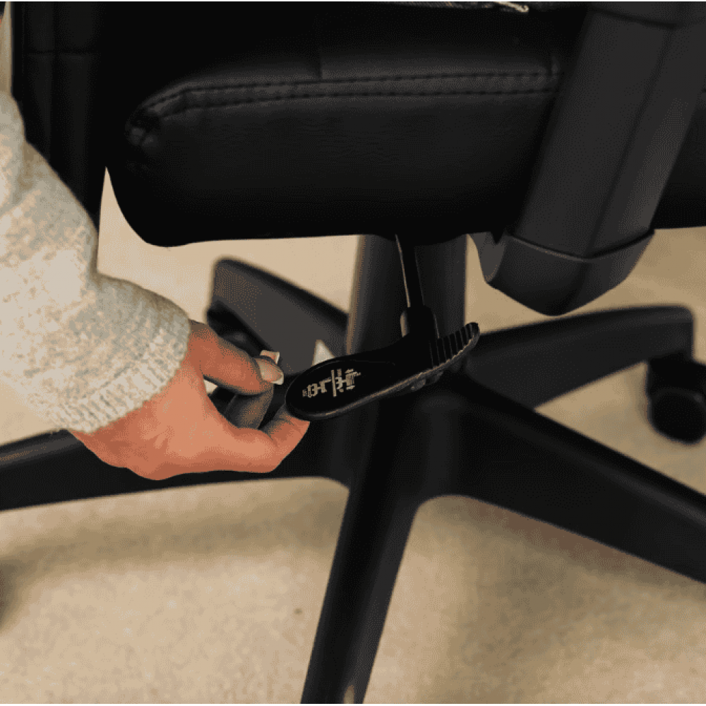 Офісне крісло Di Volio Adelo чорне