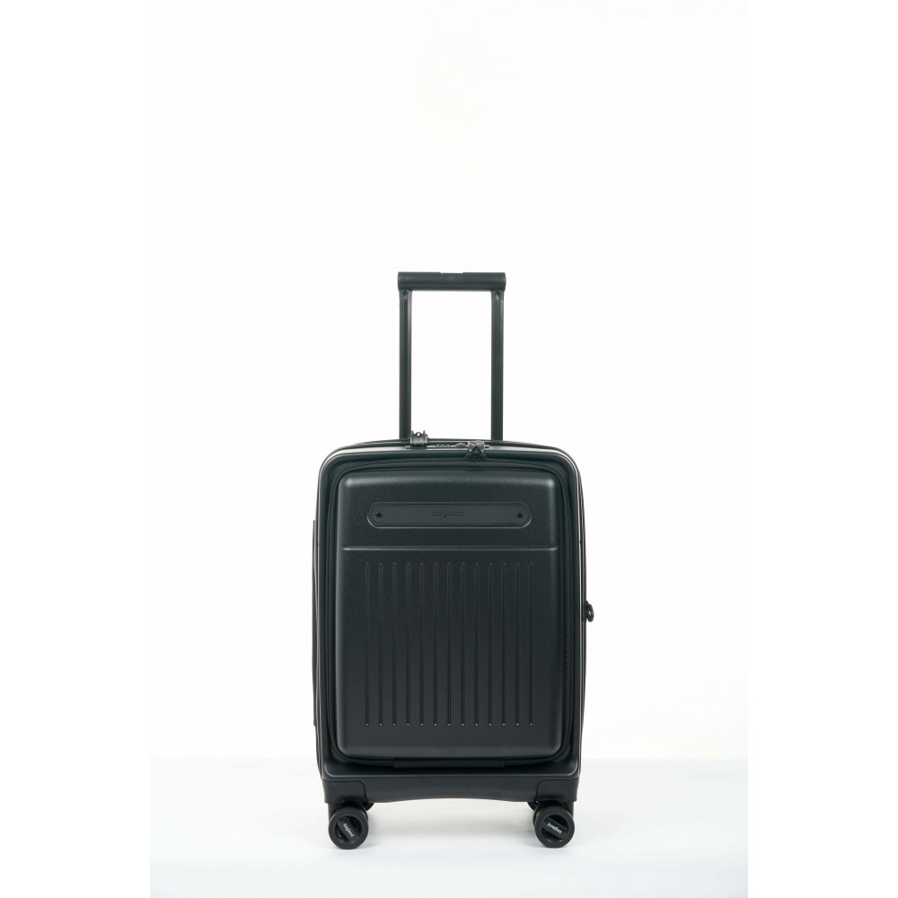 Чемодан Bagland Velo 41 л. чорний (00322020)
