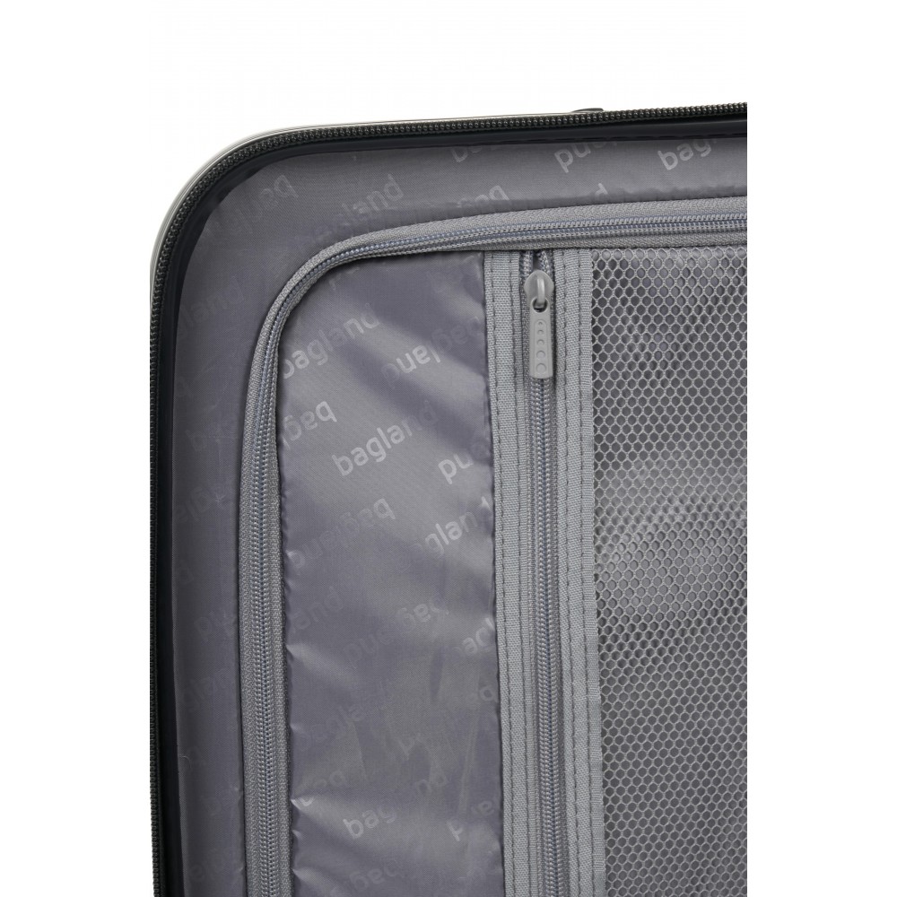 Чемодан Bagland Velo 41 л. чорний (00322020)