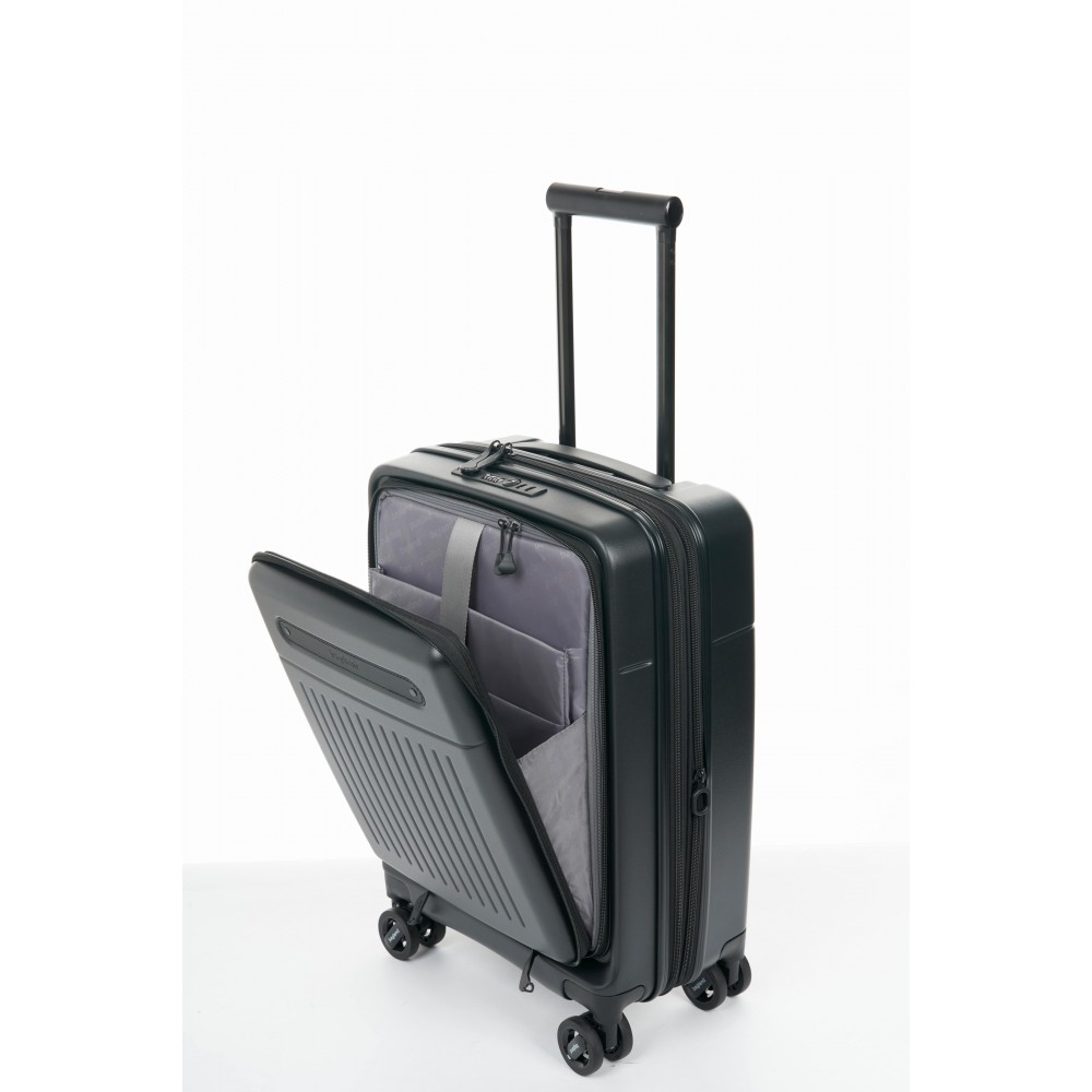 Чемодан Bagland Velo 41 л. чорний (00322020)