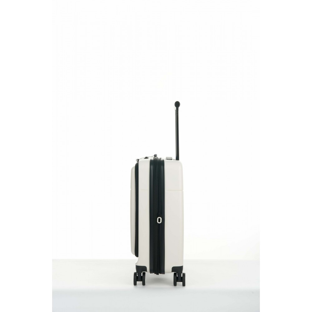 Чемодан Bagland Velo 41 л белый (00322020)