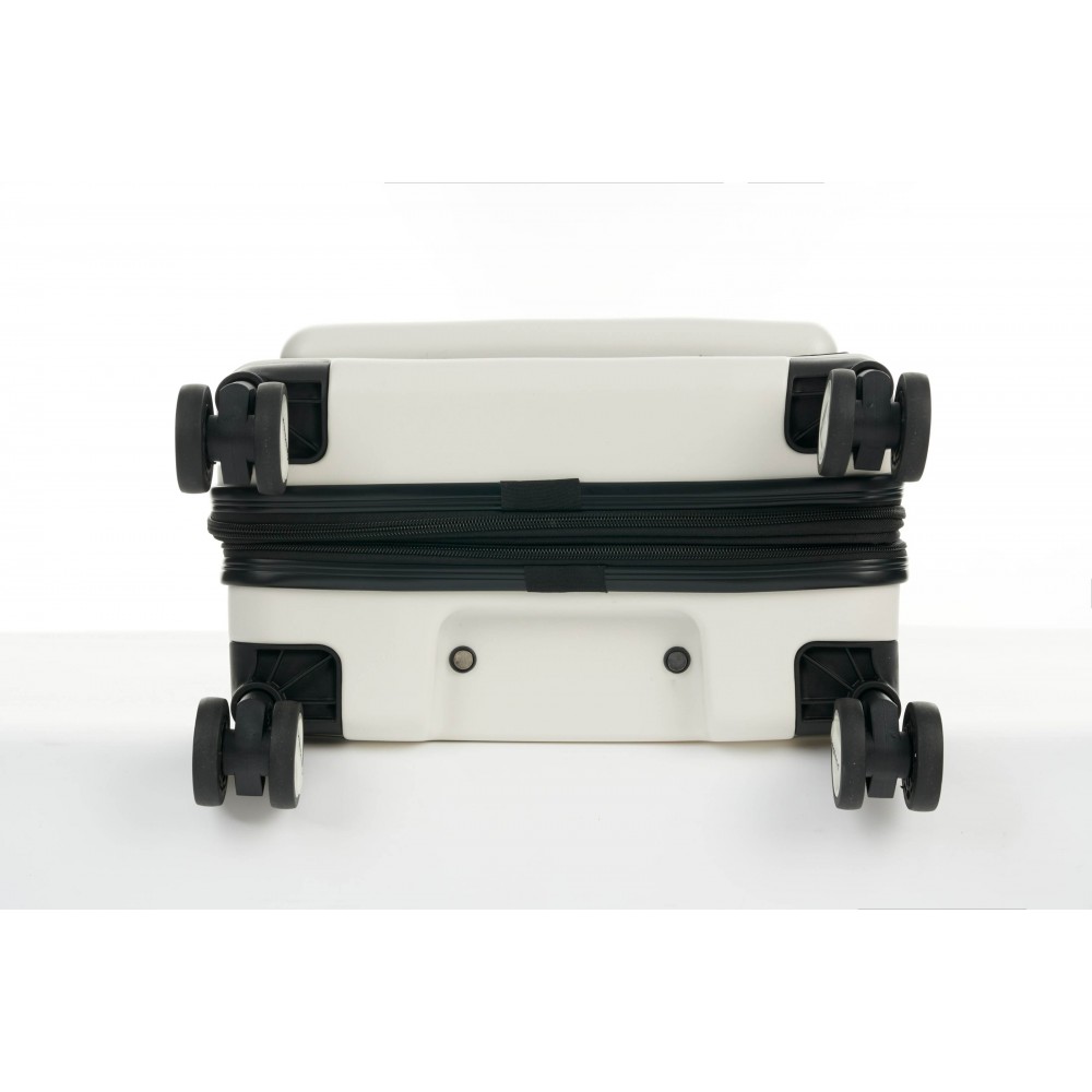 Чемодан Bagland Velo 41 л белый (00322020)