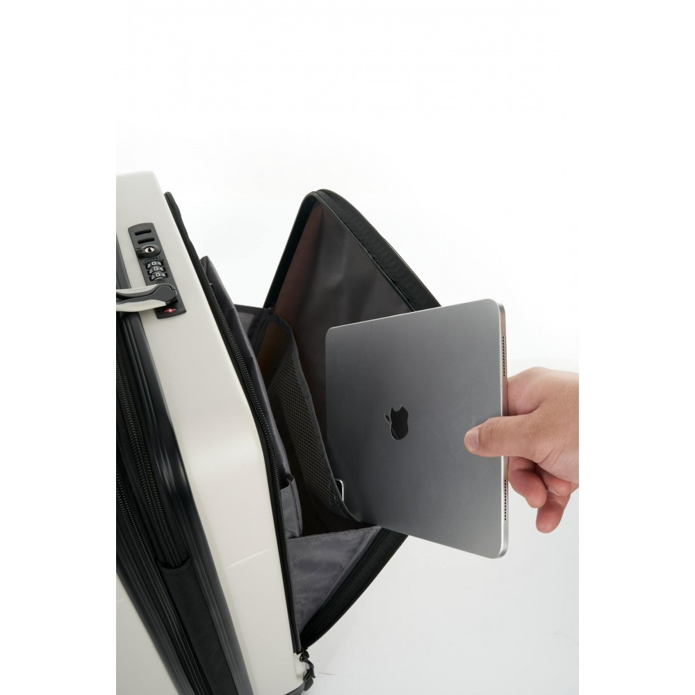 Чемодан Bagland Velo 41 л белый (00322020)