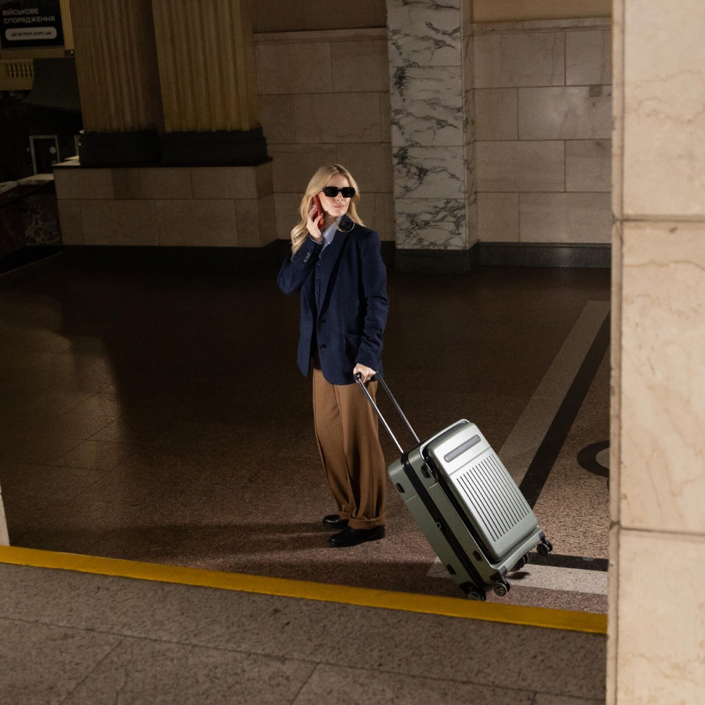 Валіза Bagland Velo 74 л. хакі (00322024)