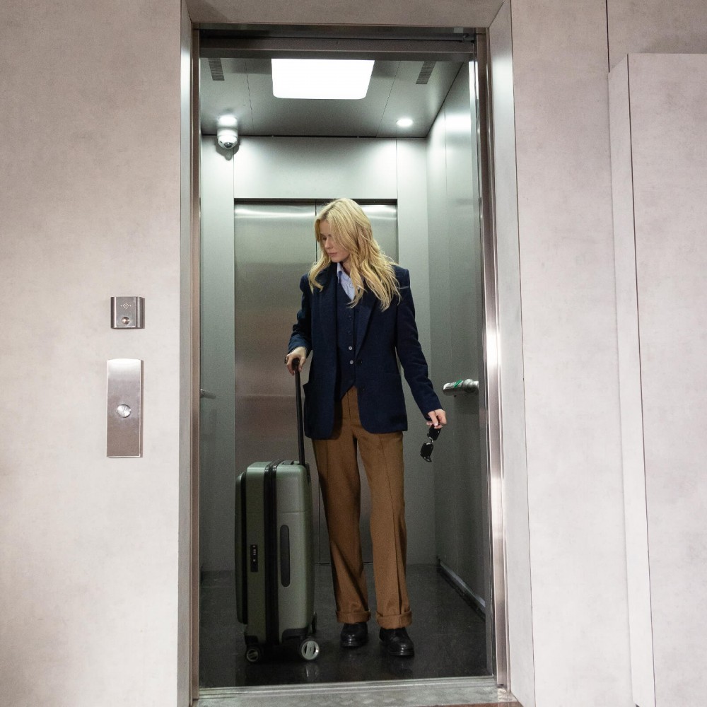 Валіза Bagland Velo 74 л. хакі (00322024)