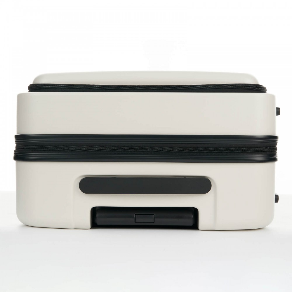 Валіза Bagland Velo 74 л. біла (00322024)