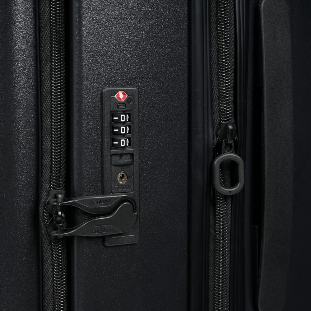 Валіза Bagland Velo 106 л. чорна (00322028)