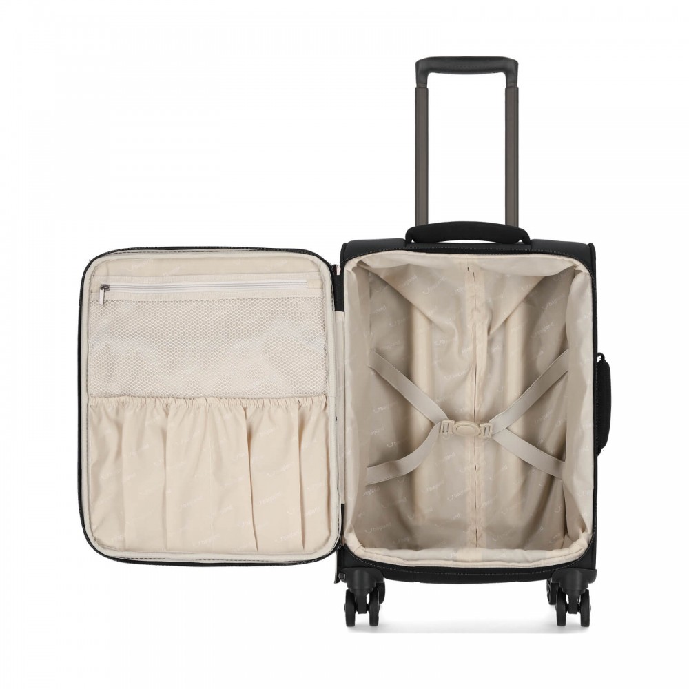 Чемодан Bagland Stella 31 л черный (00442020)