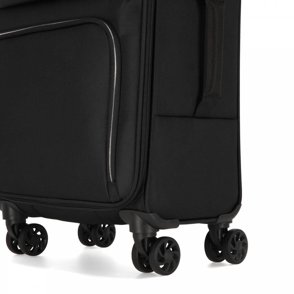 Чемодан Bagland Stella 31 л черный (00442020)